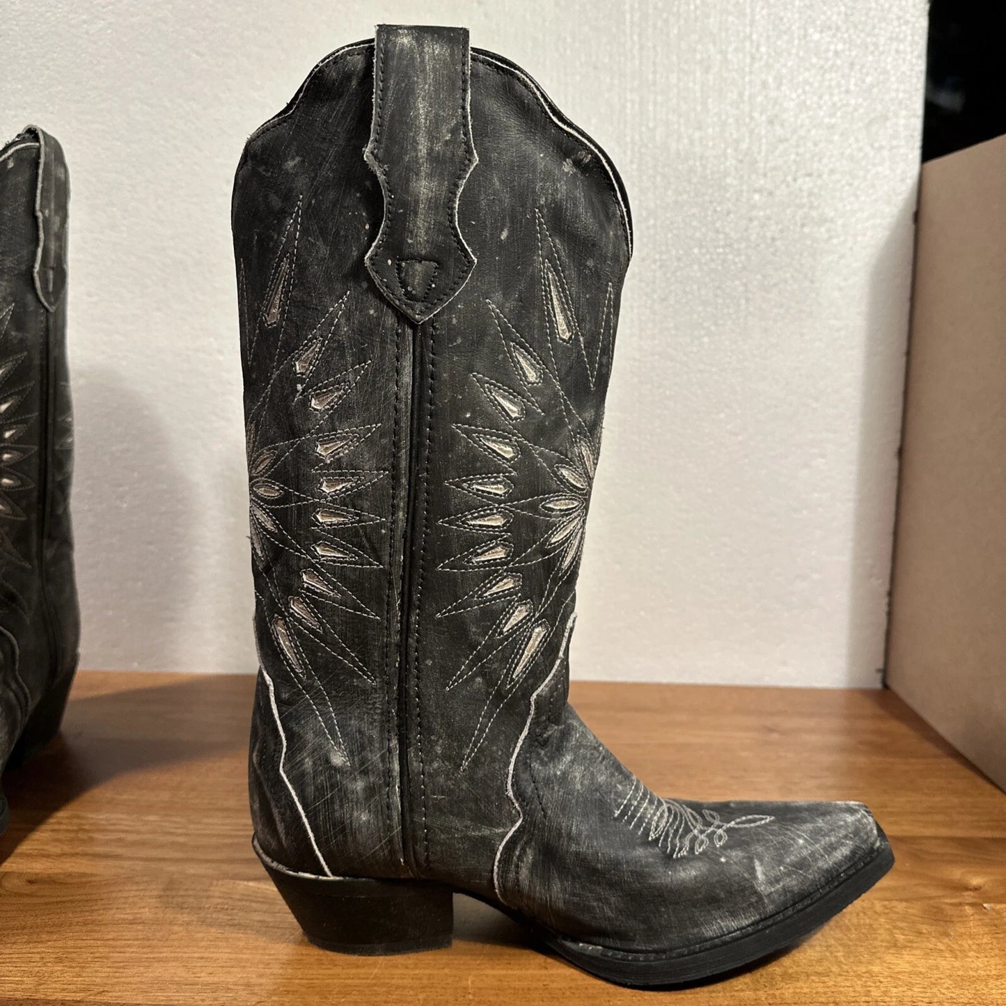 Laredo L52169  Women's Silver Starburst Leather Western Boots - Silver